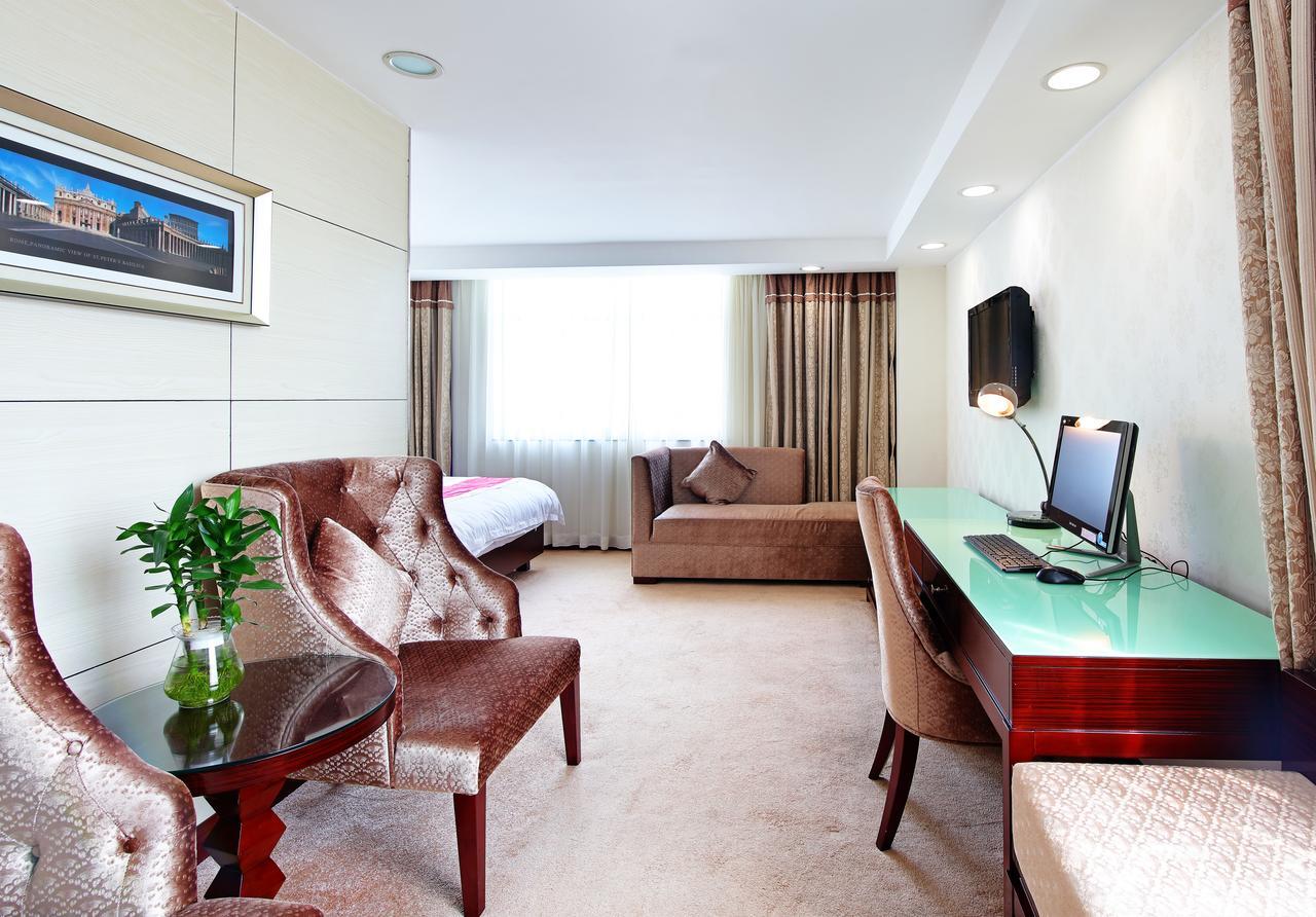 New World Hotel Гуанчжоу Екстер'єр фото