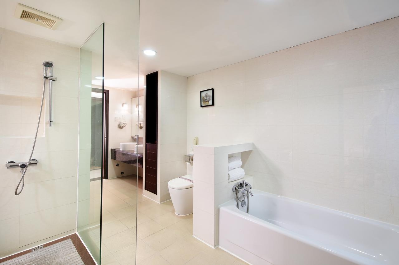 New World Hotel Гуанчжоу Екстер'єр фото